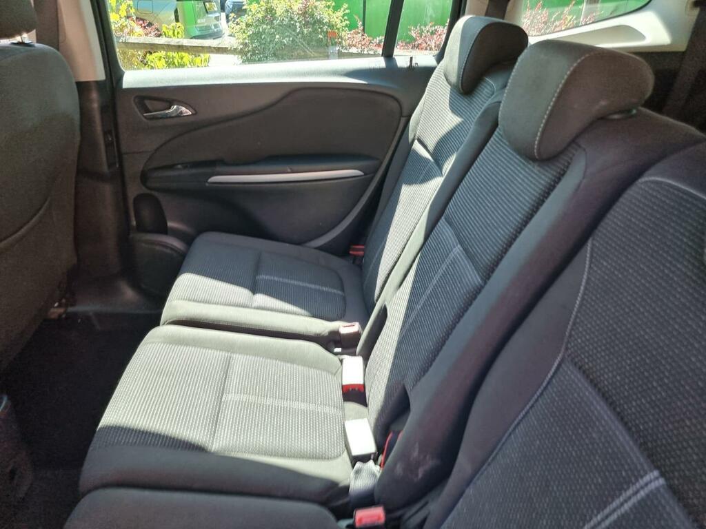 Vauxhall Zafira Tourer Sri Nav White #28