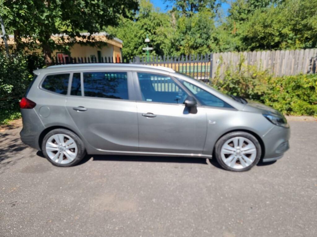 Vauxhall Zafira Tourer Sri Nav White #15