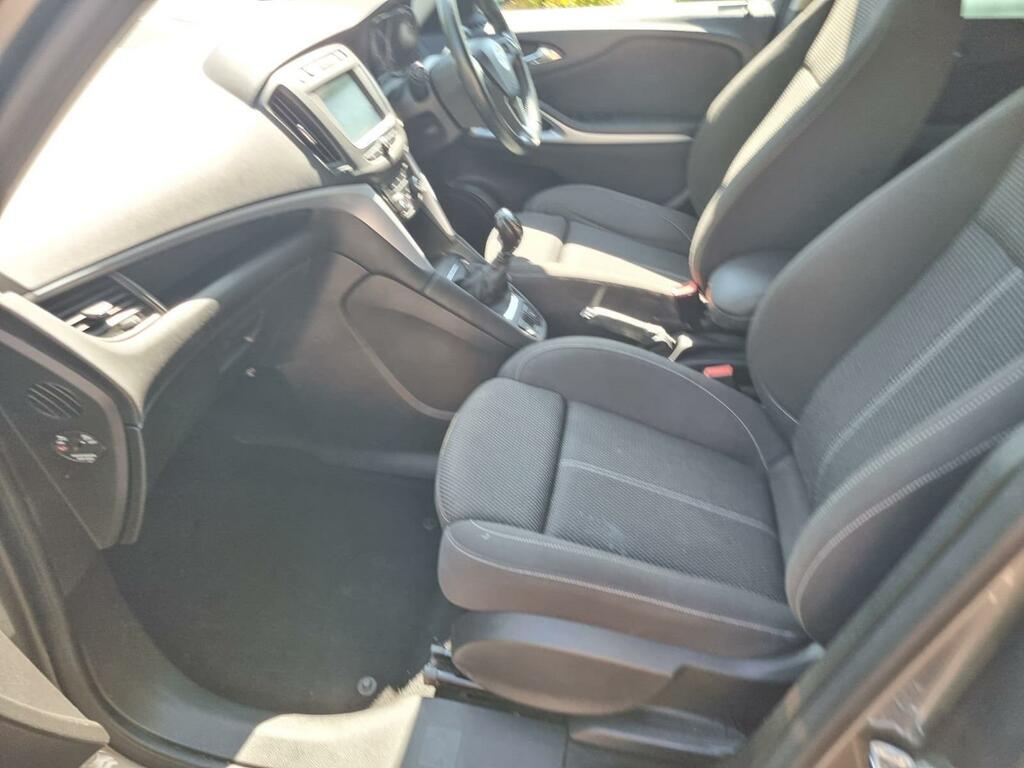 Vauxhall Zafira Tourer Sri Nav White #48