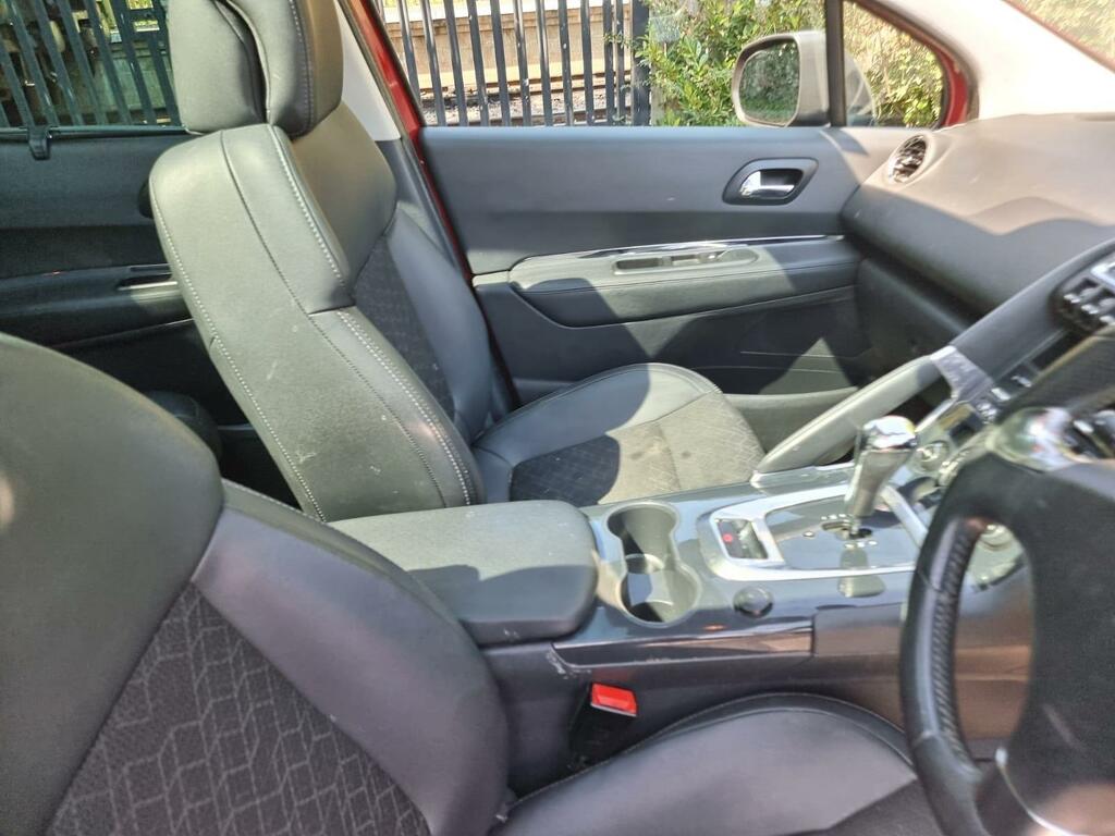 Peugeot 3008 Blue Hdi Ss Allure Silver #44