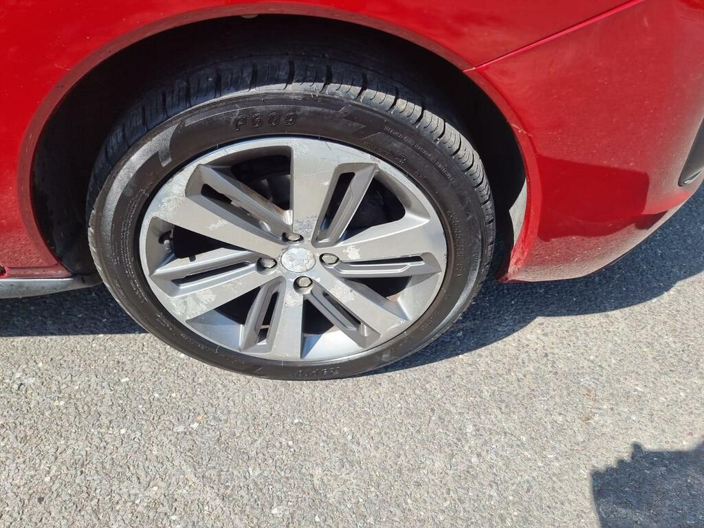Peugeot 3008 Blue Hdi Ss Allure Silver #35
