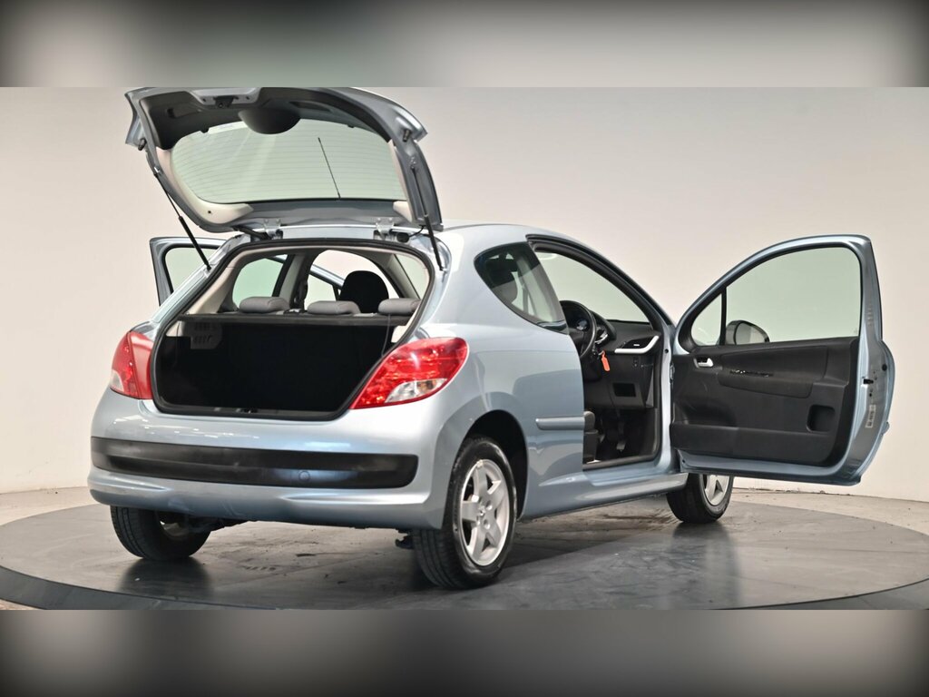Peugeot 207 1.6 Hdi Blue #37