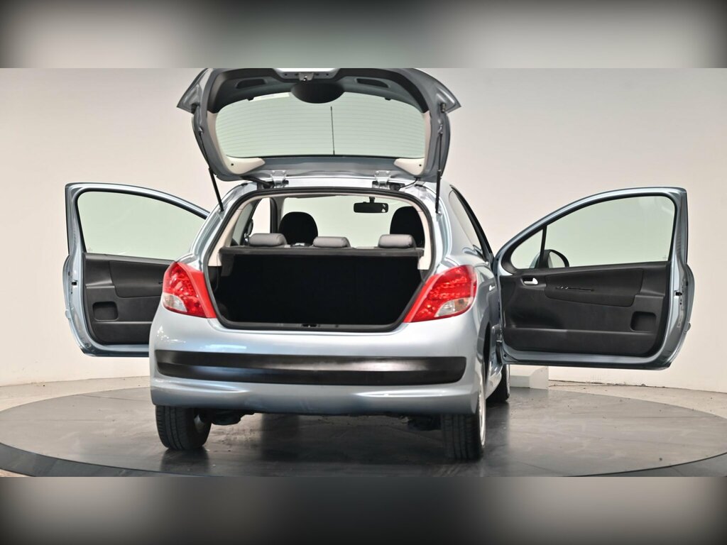 Peugeot 207 1.6 Hdi Blue #36