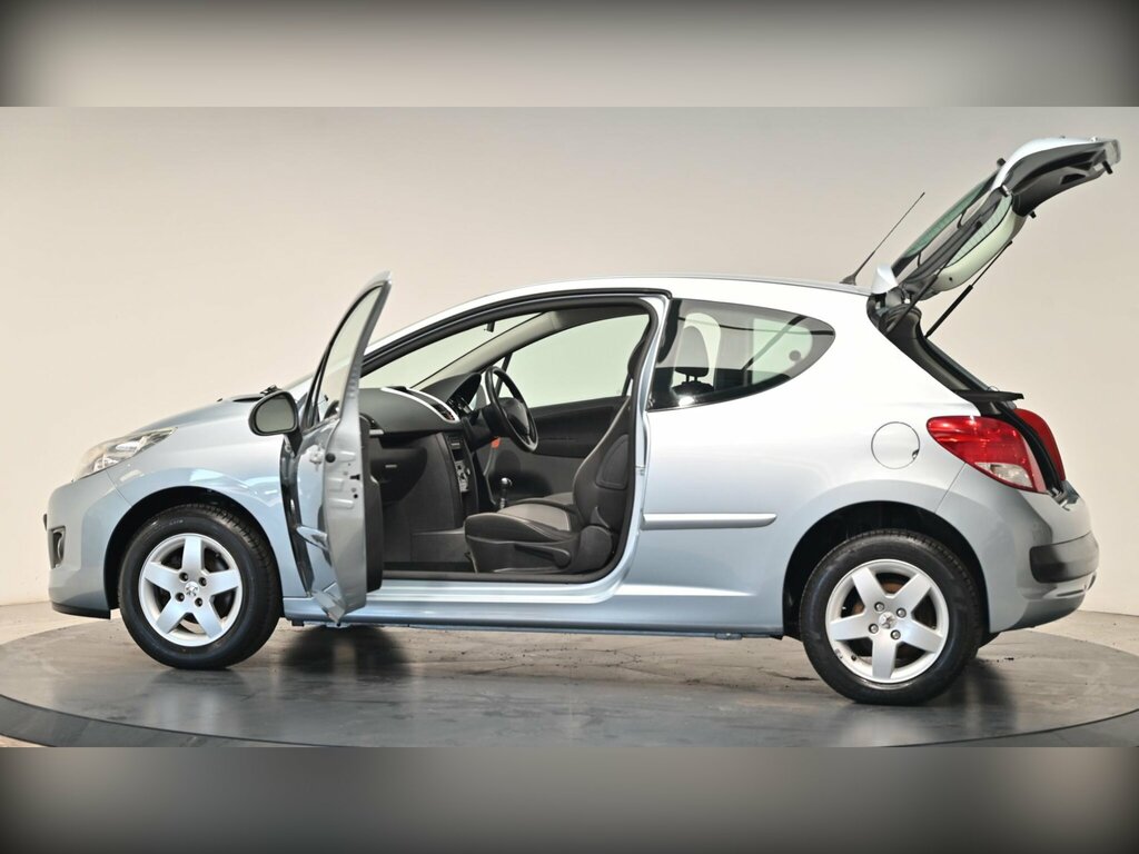 Peugeot 207 1.6 Hdi Blue #32
