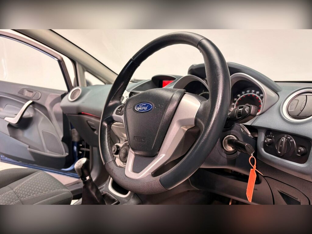 Ford Fiesta Fiesta Zetec Blue #56