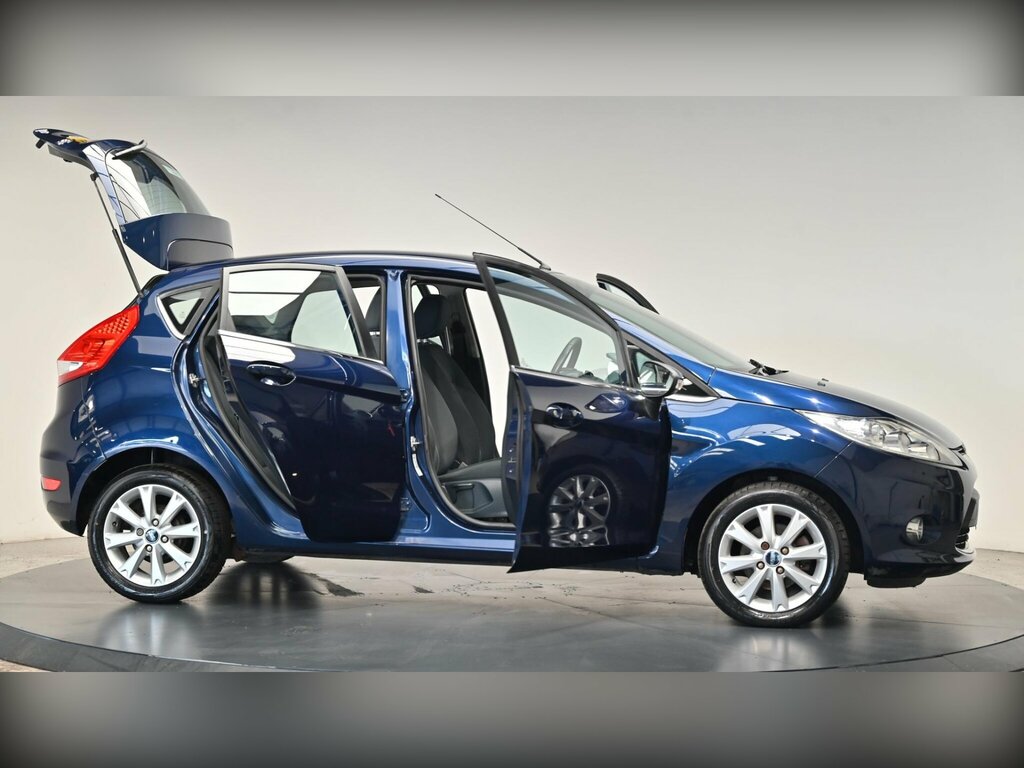 Ford Fiesta Fiesta Zetec Blue #41