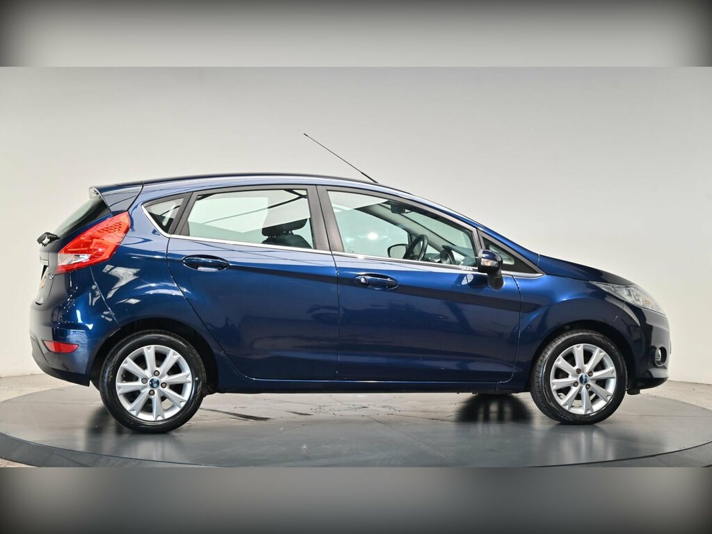 Ford Fiesta Fiesta Zetec Blue #22