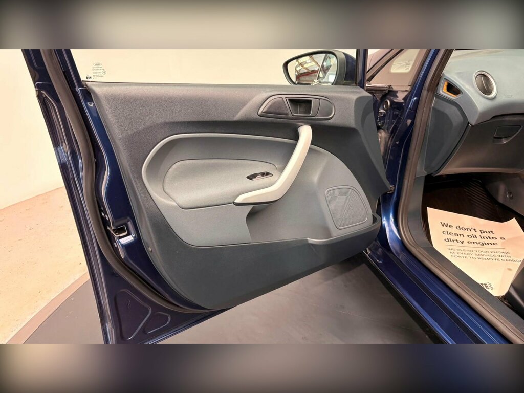 Ford Fiesta Fiesta Zetec Blue #48