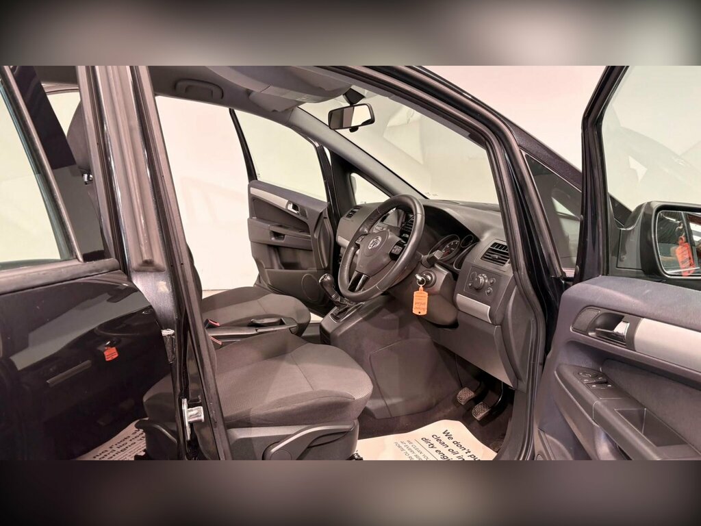 Vauxhall Zafira 7 Seater 1.6 Design Silver #42