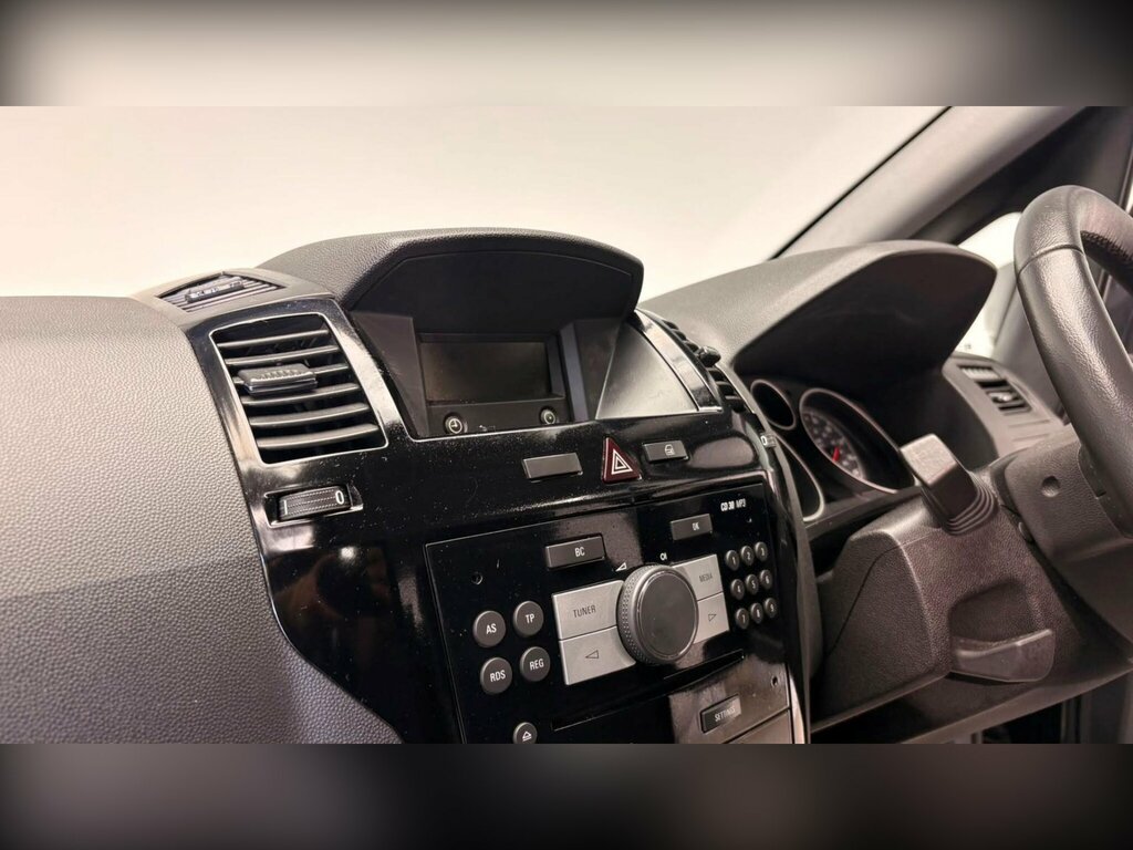 Vauxhall Zafira 7 Seater 1.6 Design Silver #52
