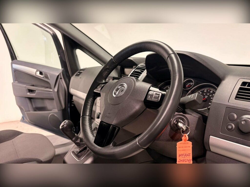 Vauxhall Zafira 7 Seater 1.6 Design Silver #54