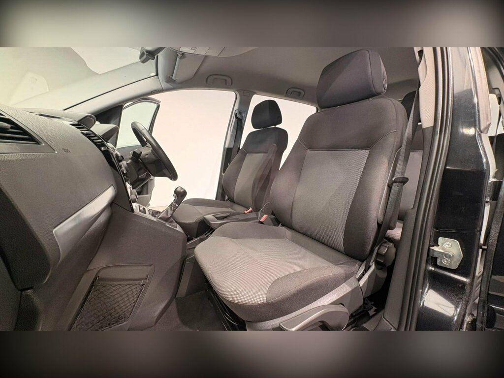 Vauxhall Zafira 7 Seater 1.6 Design Silver #58