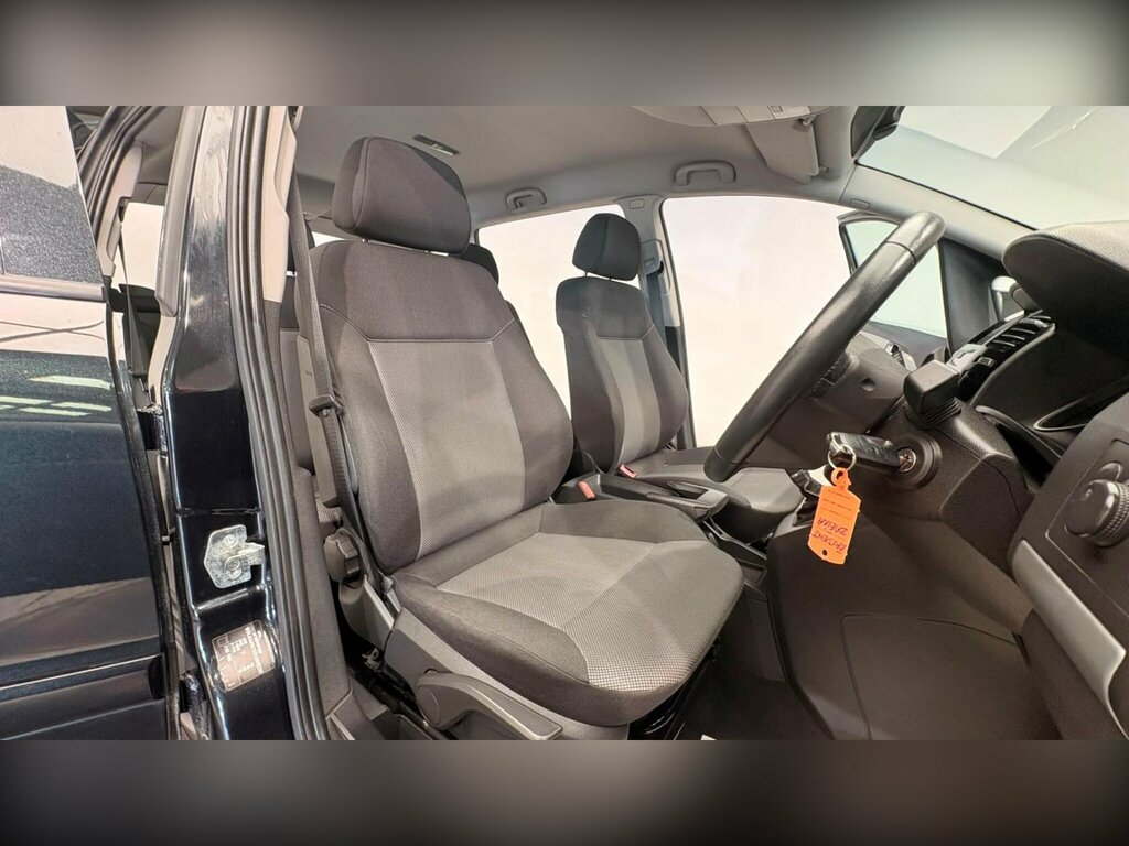 Vauxhall Zafira 7 Seater 1.6 Design Silver #57