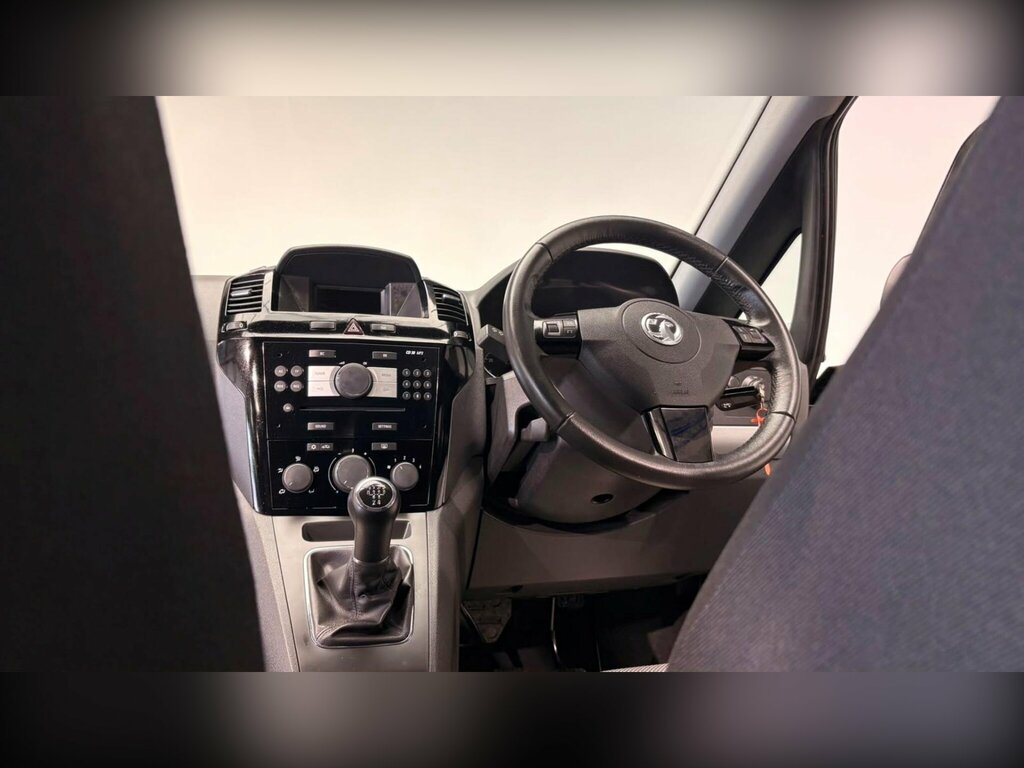 Vauxhall Zafira 7 Seater 1.6 Design Silver #49