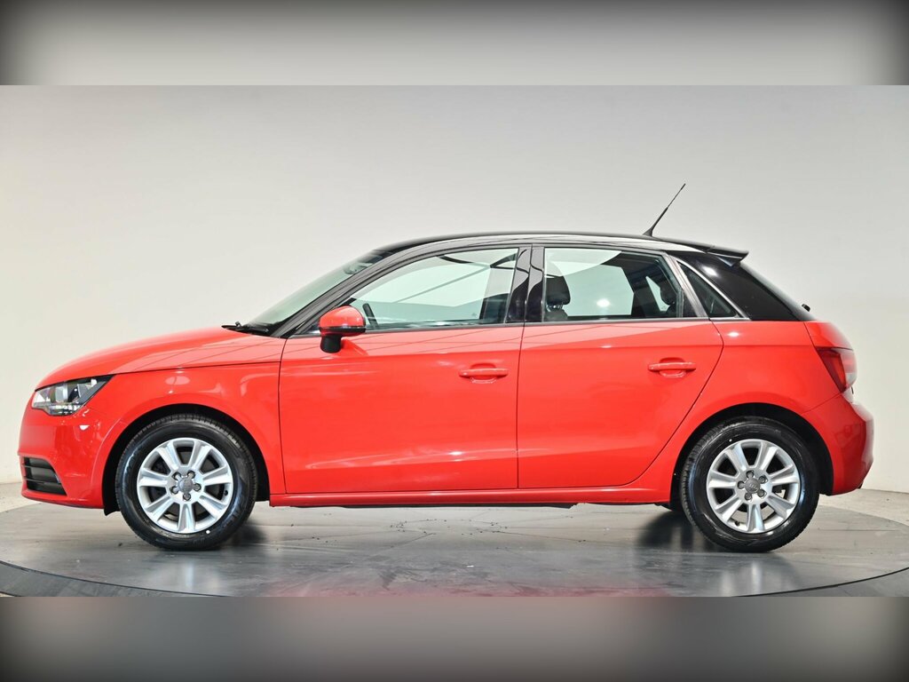 Audi A1 1.6 Tdi Se Sportback Euro 5 Ss Red #3