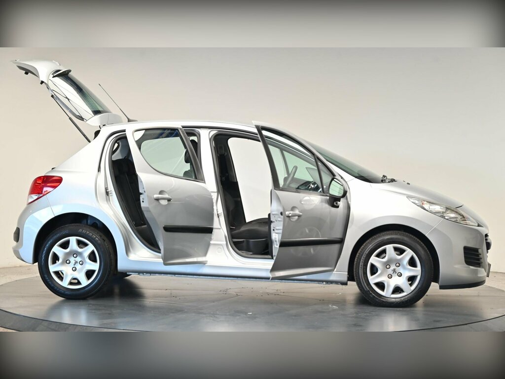 Peugeot 207 207 Verve Hdi 70 Red #22