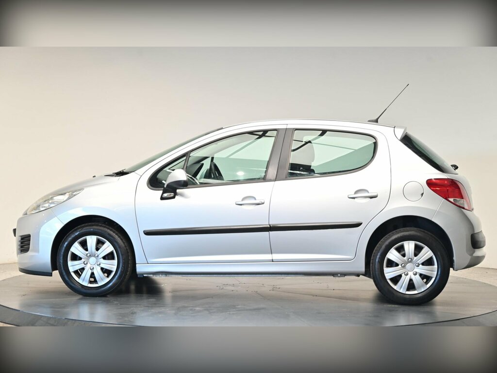 Peugeot 207 207 Verve Hdi 70 Red #13
