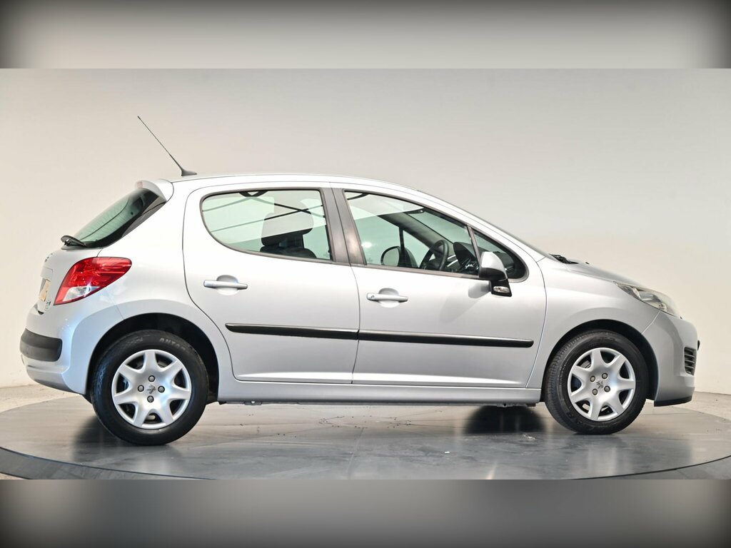Peugeot 207 207 Verve Hdi 70 Red #21