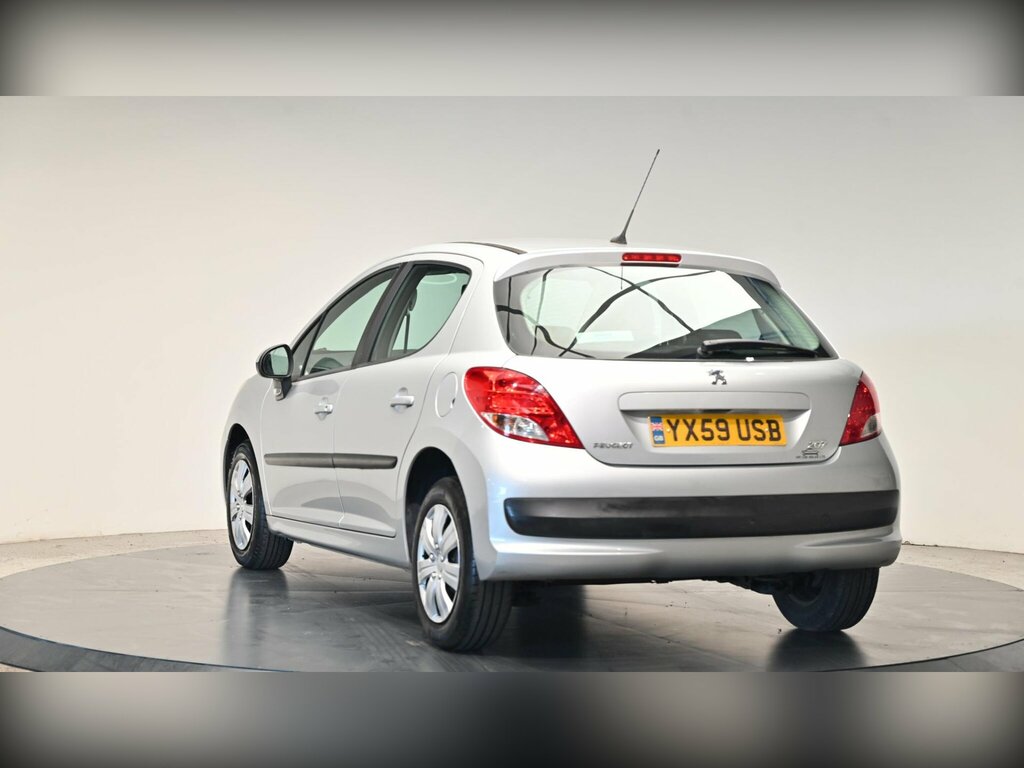 Peugeot 207 207 Verve Hdi 70 Red #16