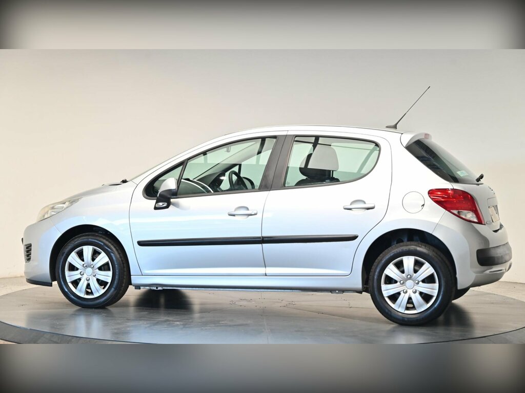 Peugeot 207 1.4 S Euro 5 Ac Silver #3