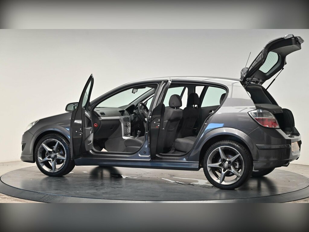 Vauxhall Astra 1.6I 16V Design 115 Sh Alloys Ac Black #33
