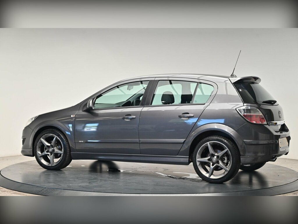 Vauxhall Astra 1.6I 16V Design 115 Sh Alloys Ac Black #15