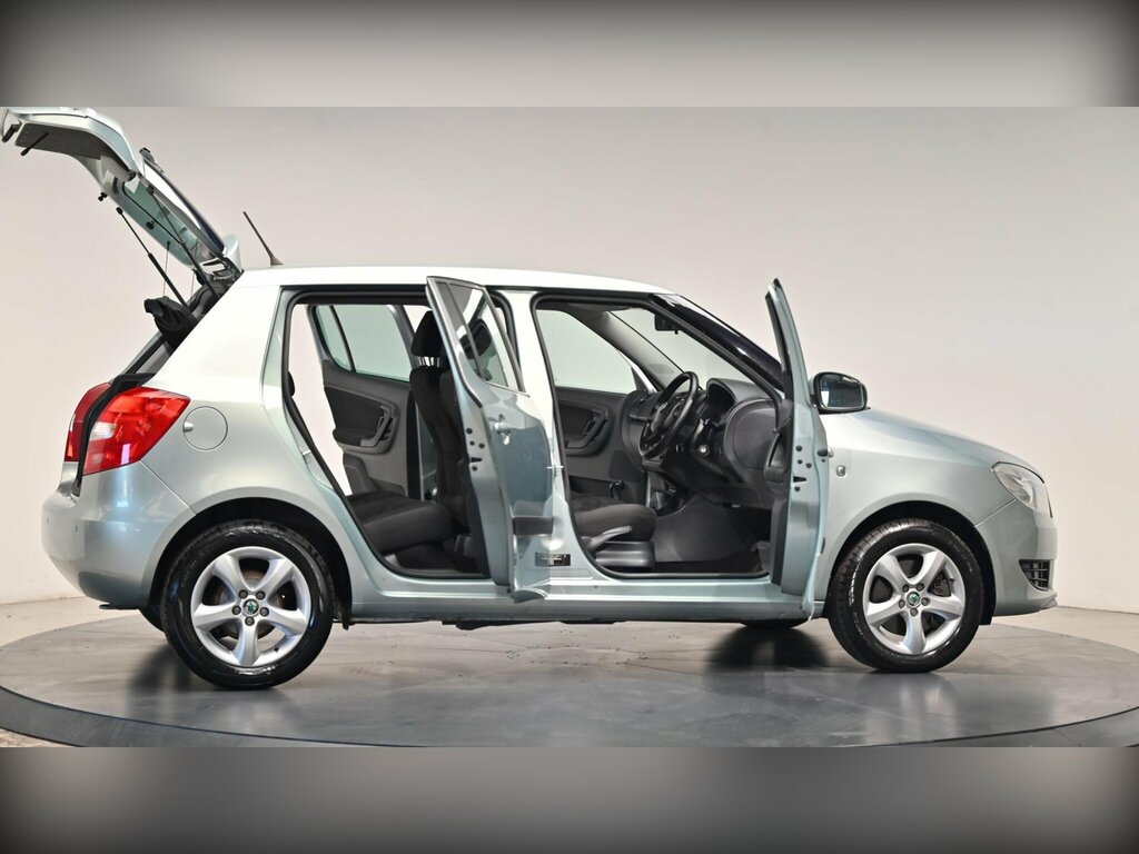 Skoda Fabia 1.2 Monte Carlo Edition, 5Dr. White #40