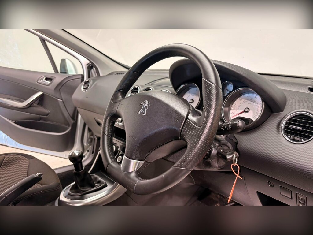 Peugeot 308 1.6 Vti Allure Euro 5 White #90