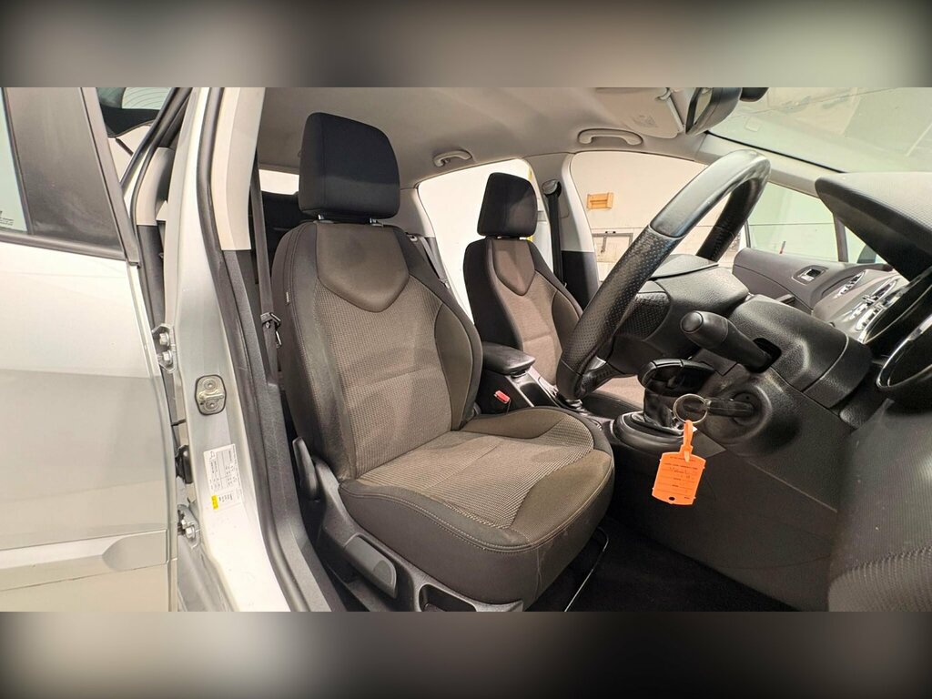 Peugeot 308 1.6 Vti Allure Euro 5 White #94