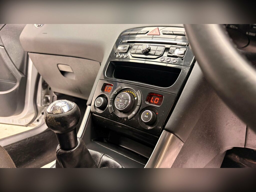 Peugeot 308 1.6 Vti Allure Euro 5 White #91
