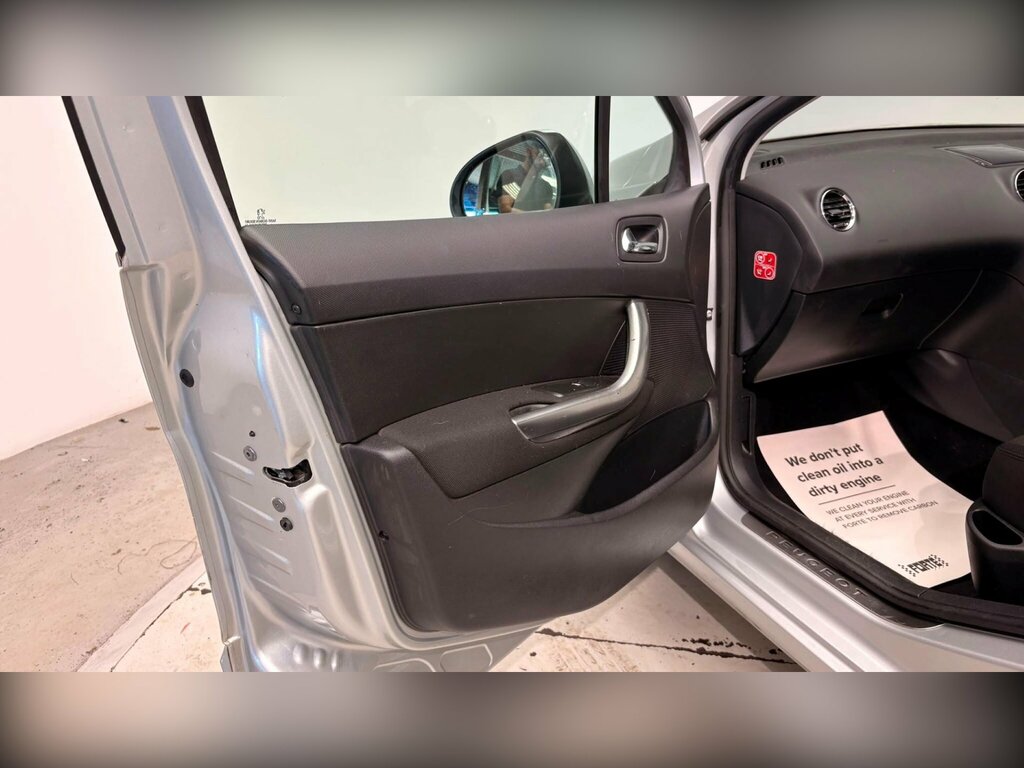 Peugeot 308 1.6 Vti Allure Euro 5 White #82