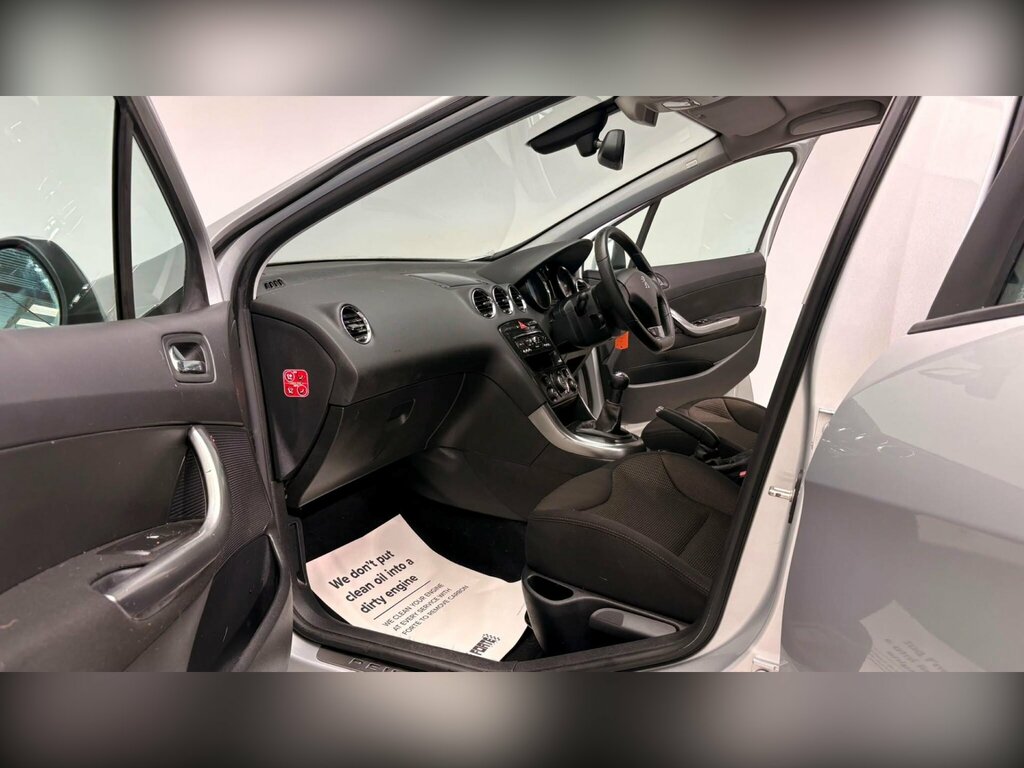 Peugeot 308 1.6 Vti Allure Euro 5 White #81