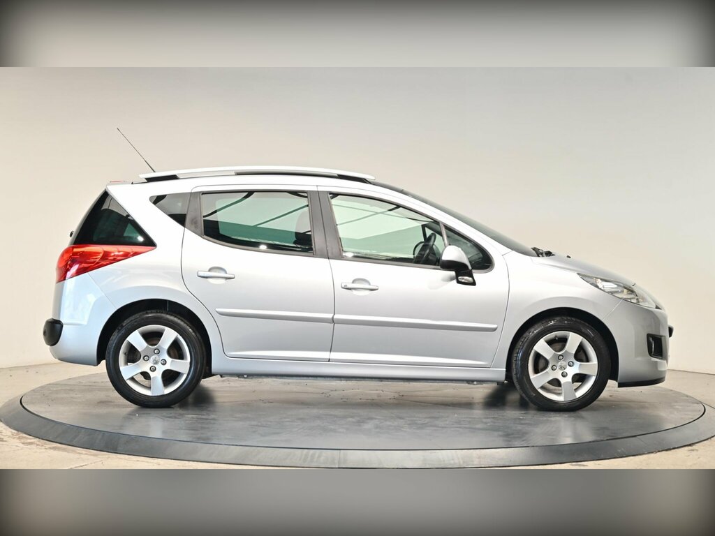 Peugeot 207 SW 1.6 Hdi Allure Euro 5 Silver #4