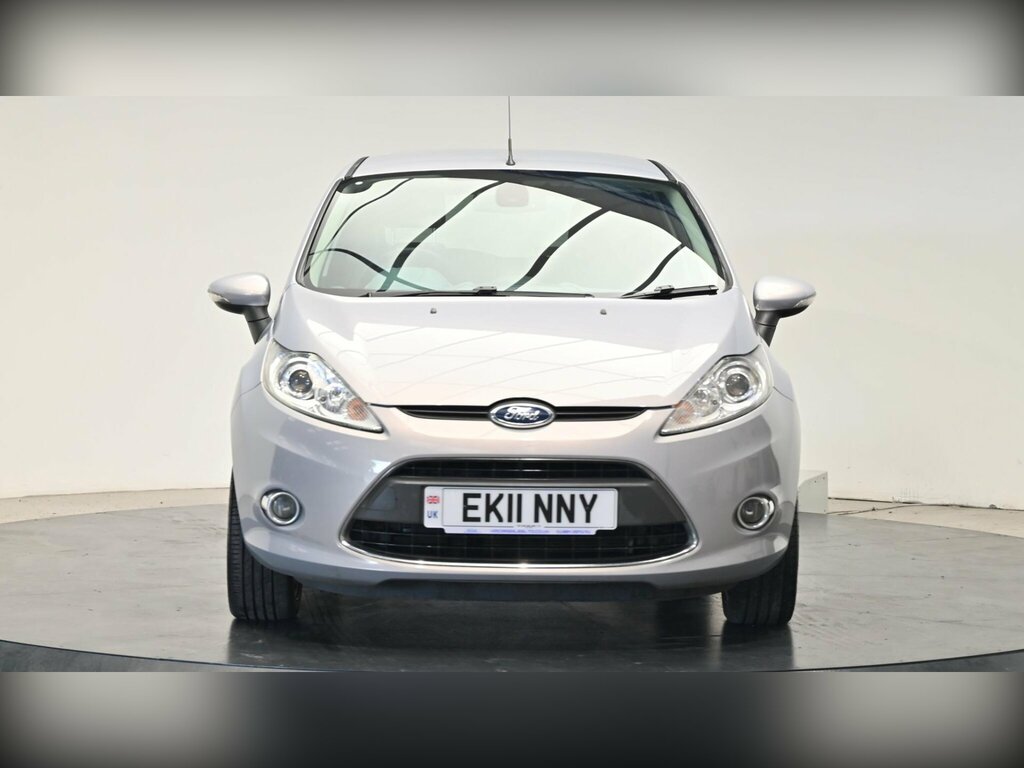 Ford Fiesta 1.4 Titanium Silver #2