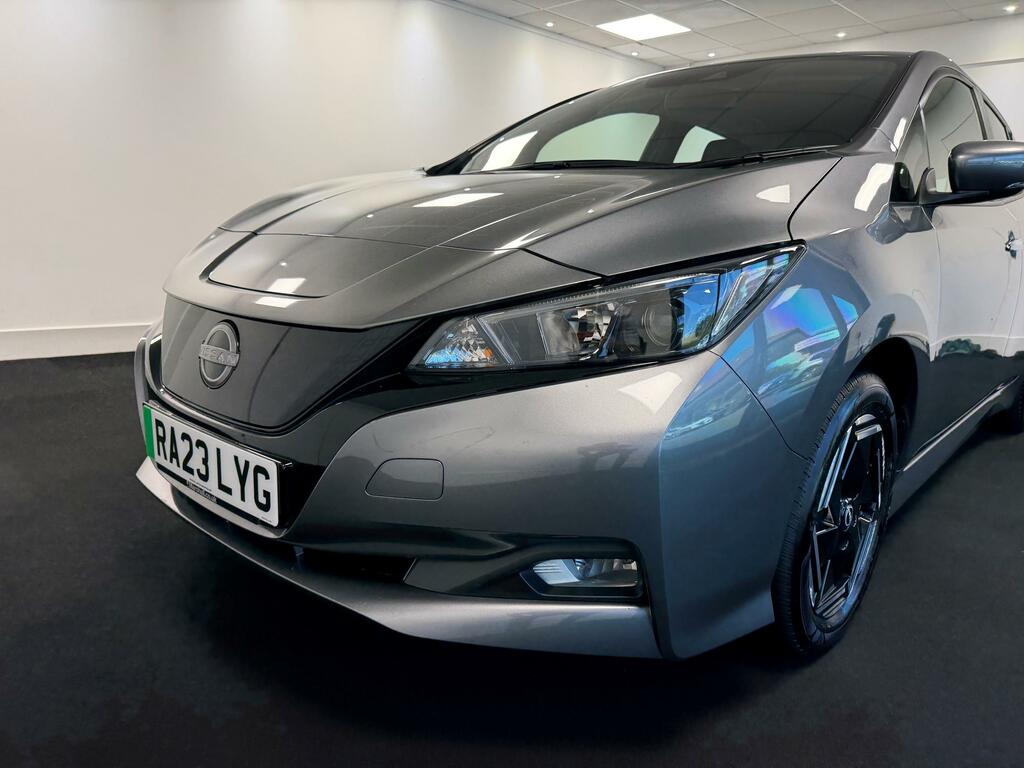 Nissan Leaf 39Kwh Acenta Hatchback Grey #5