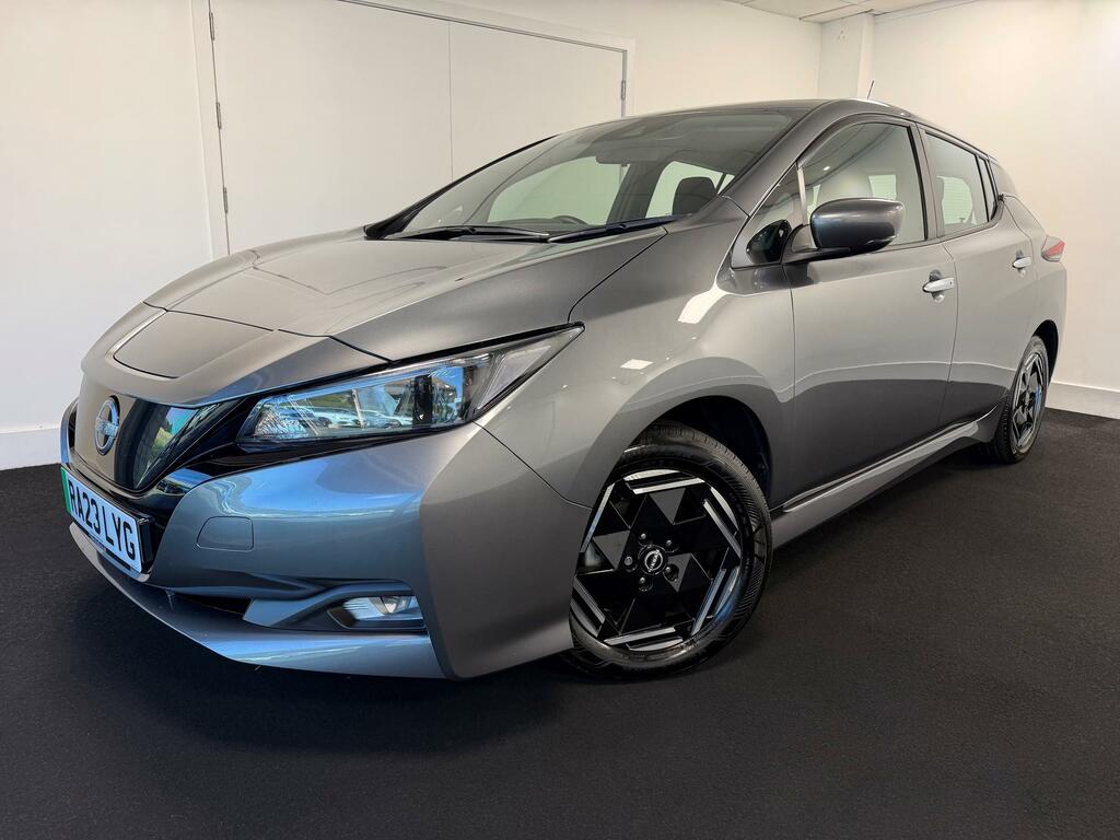 Nissan Leaf 39Kwh Acenta Hatchback Grey