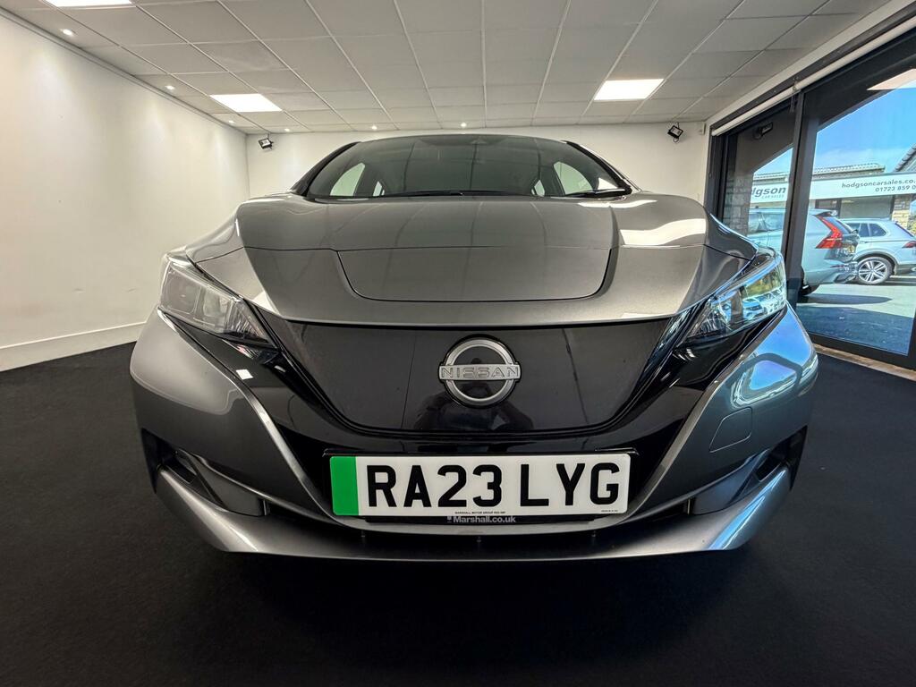 Nissan Leaf 39Kwh Acenta Hatchback Grey #2