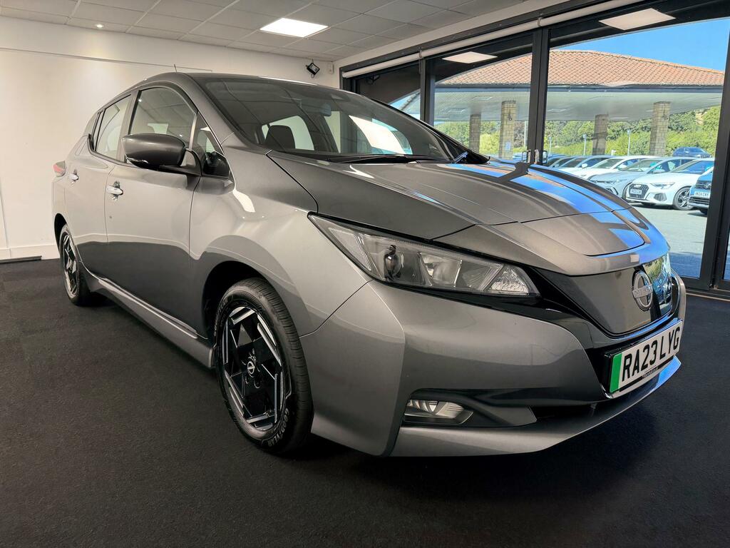 Nissan Leaf 39Kwh Acenta Hatchback Grey #3
