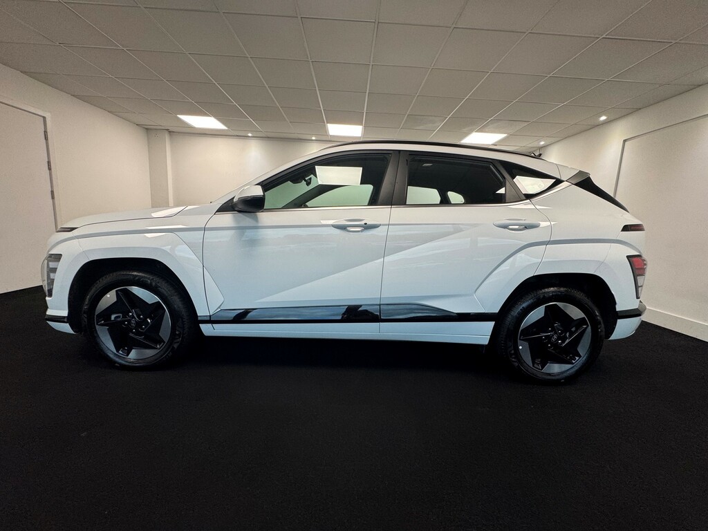 Hyundai Kona 65.4Kwh Advance Suv 21 White #5