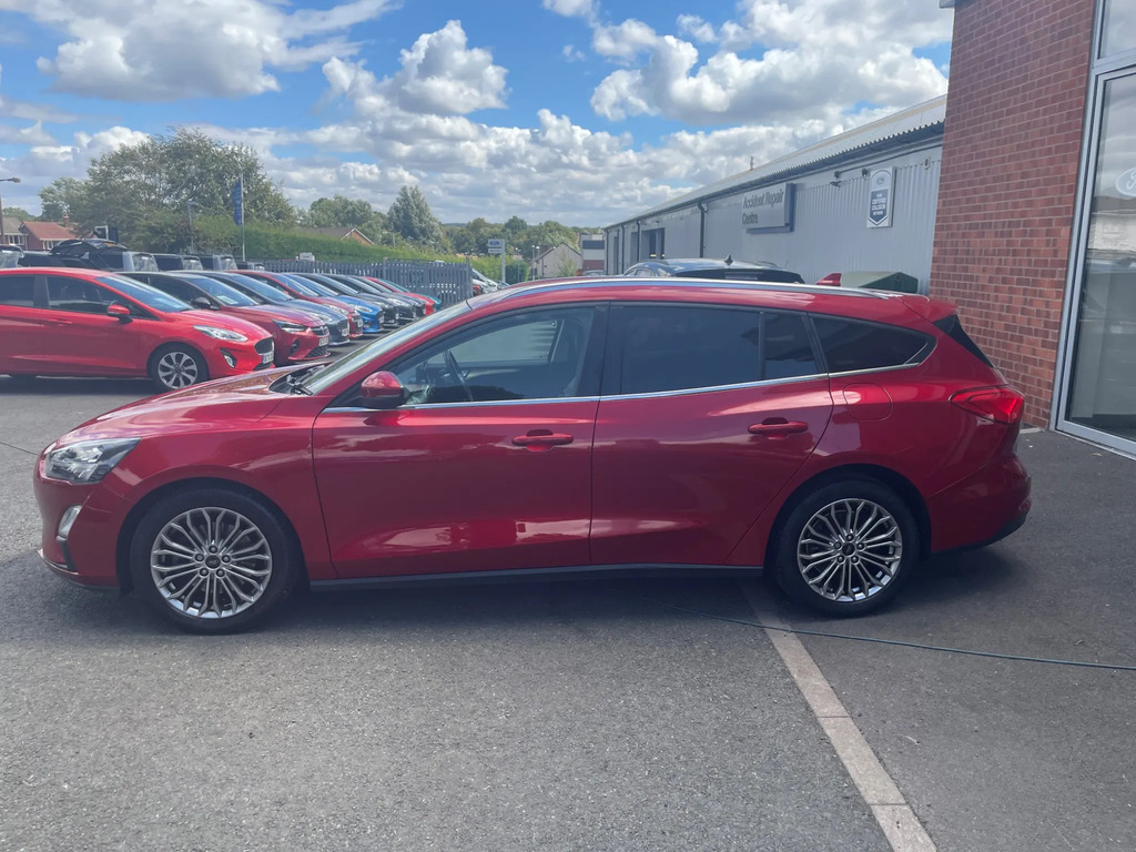Ford Focus 1.0T Ecoboost Titanium X Estate #5