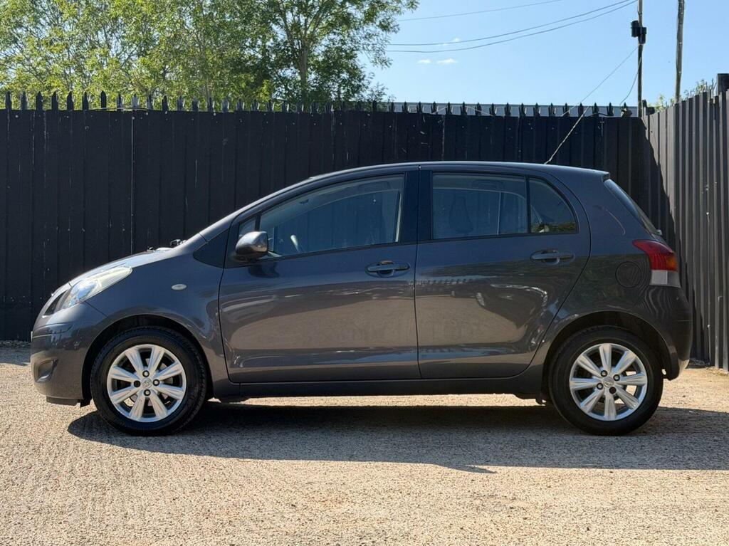 Toyota Yaris 1.33 Dual Vvt-i Tr Multimode Euro 4 S S Grey #4
