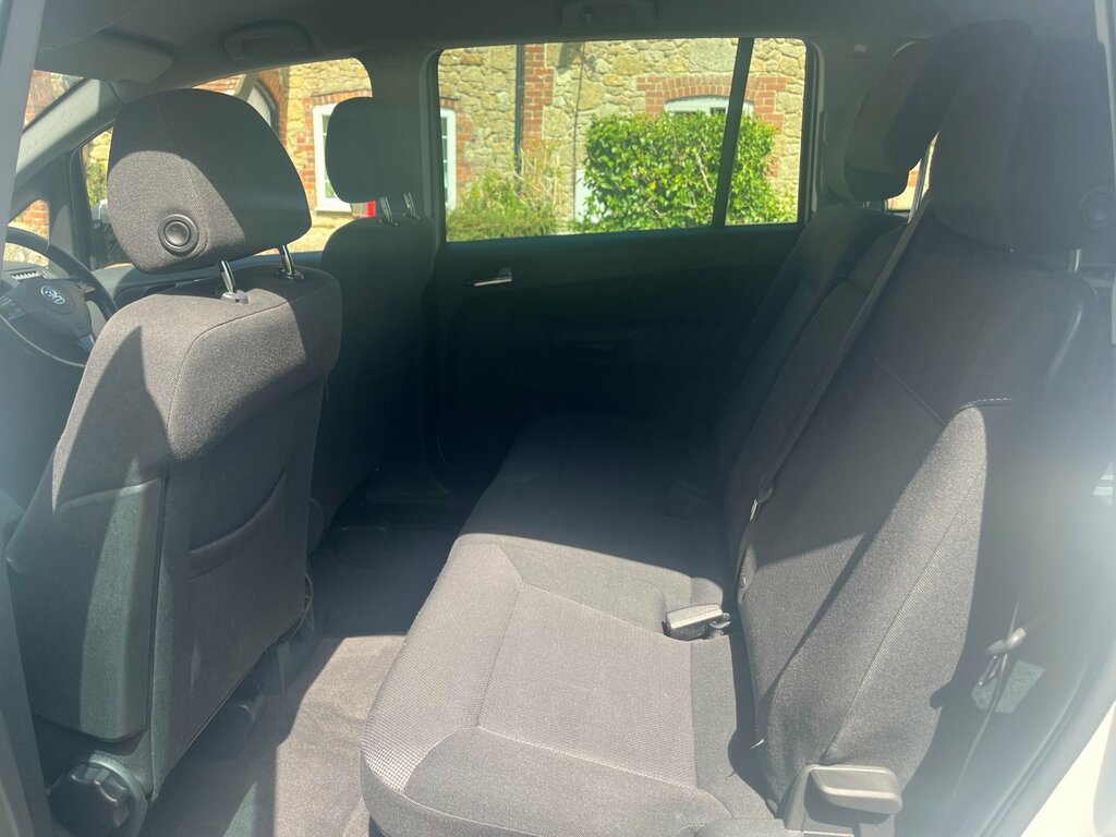 Vauxhall Zafira 1.7 Cdti Ecoflex Exclusiv Mpv Eu White #6