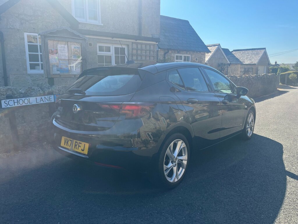 Vauxhall Astra 1.5 Turbo D Business Edition Nav Estate Grey #4