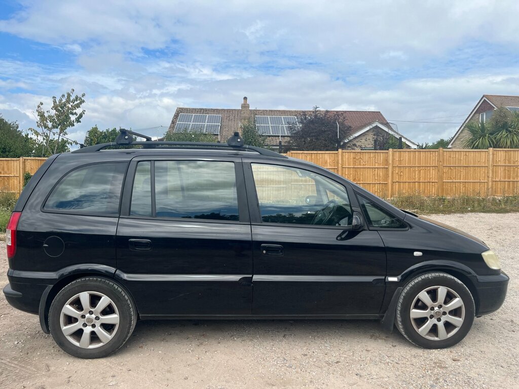 Vauxhall Zafira 1.6I 16V Breeze Mpv 180 Gkm, 9 Black #2