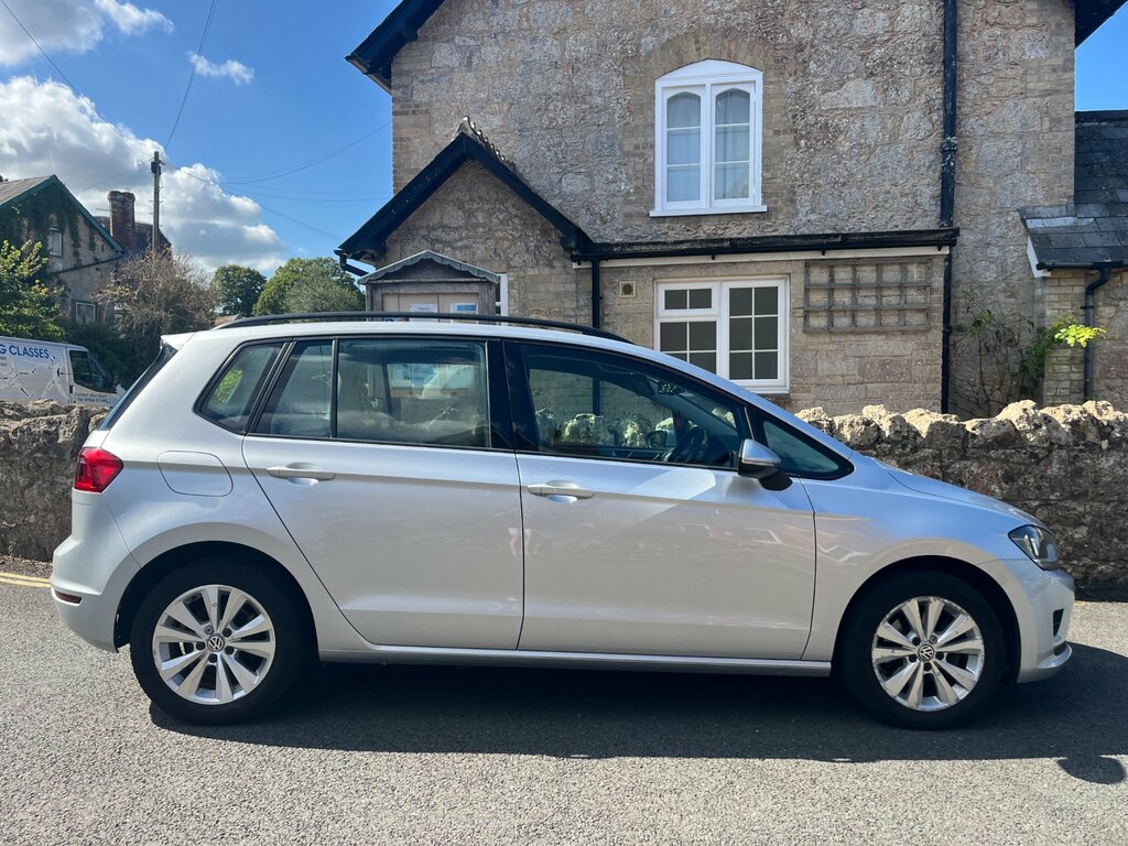 Volkswagen Golf SV 1.6 Tdi Bluemotion Tech Se Mpv E Silver #2