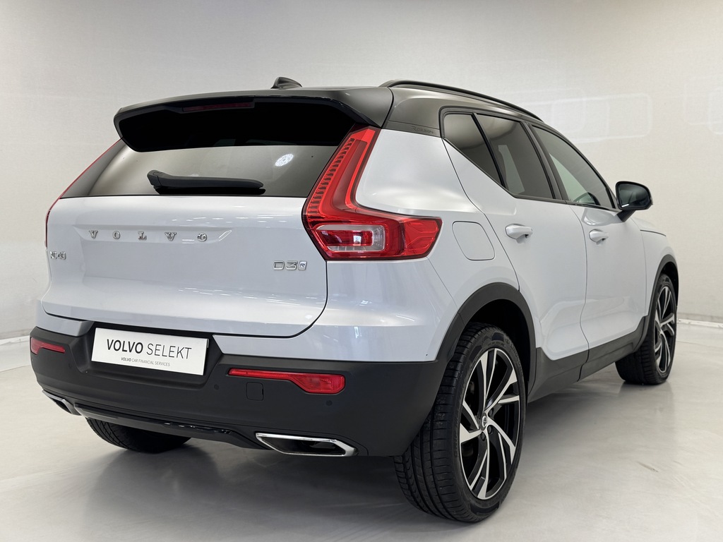 Volvo XC40 2.0 D3 R Design Pro Silver #6