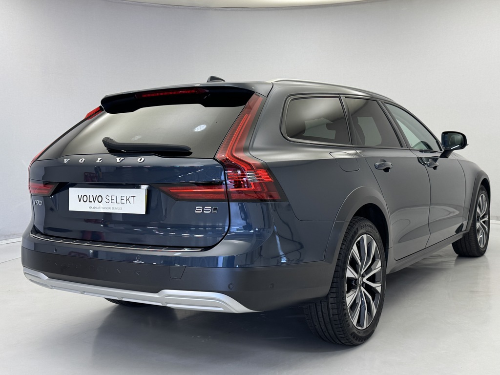 Volvo V90 Cross Country 2.0 B5d Cross Country Plus Awd Blue #4