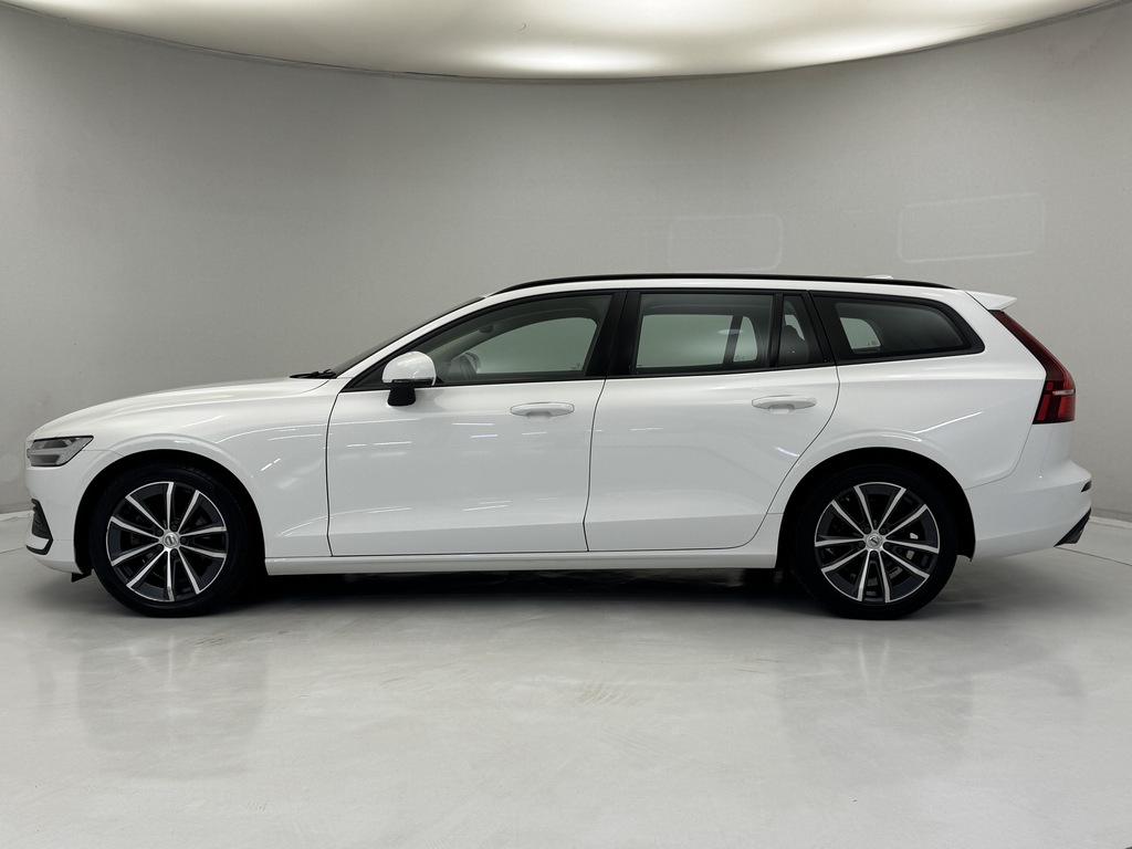Volvo V60 2.0 B3p Momentum 7 Speed White #5