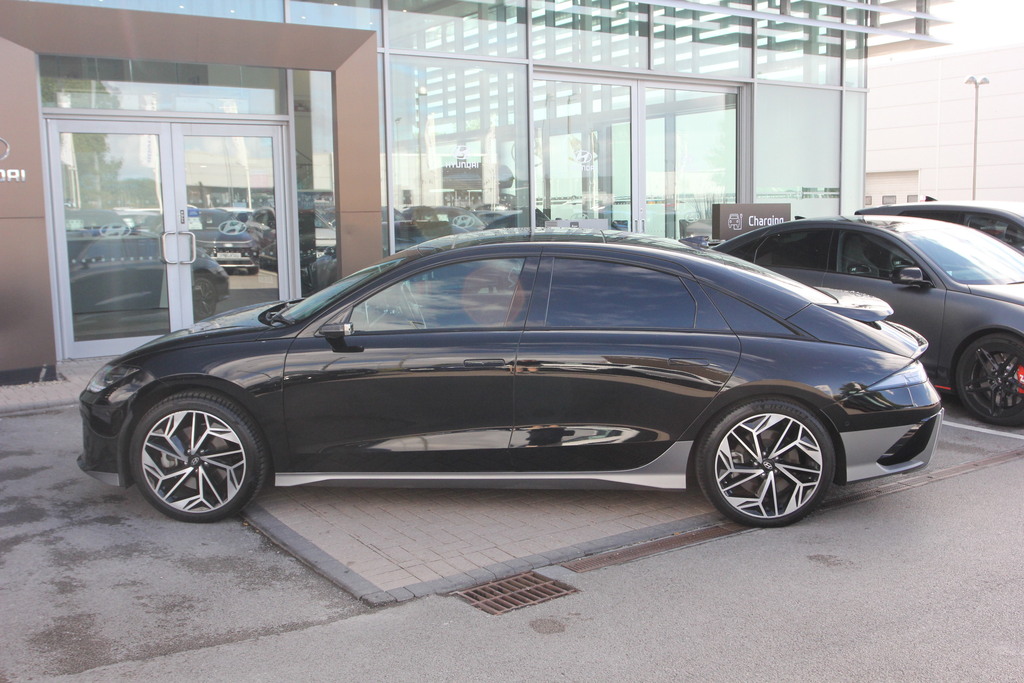 Hyundai Ioniq 6 168Kw Ultimate 77Kwh Black #6