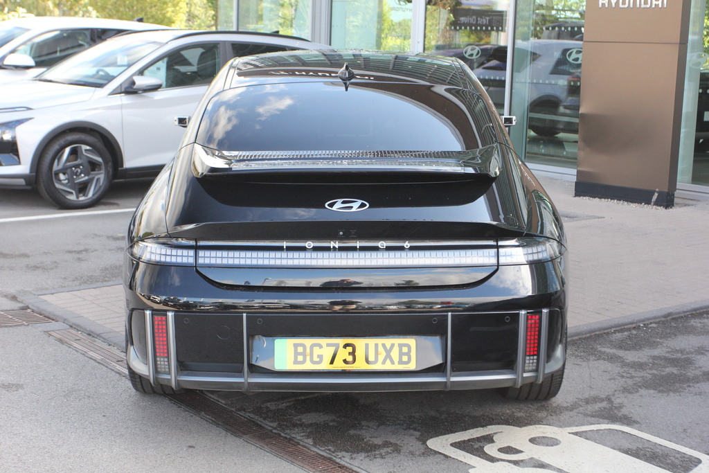 Hyundai Ioniq 6 168Kw Ultimate 77Kwh Black #4